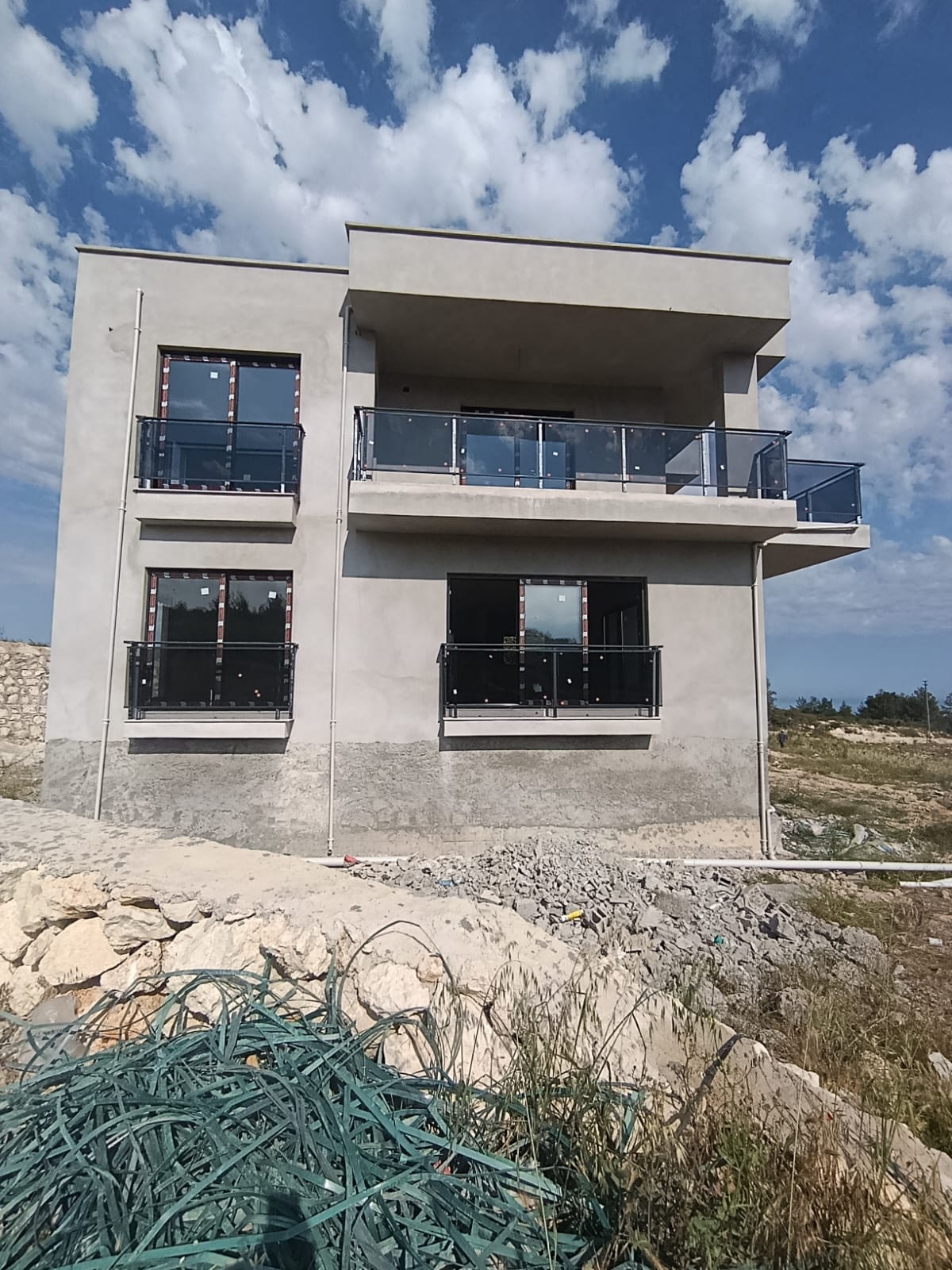 Modern Villa Al&uuml;minyum ve Cam Korkuluk Sistemleri - G&ouml;rsel 8
