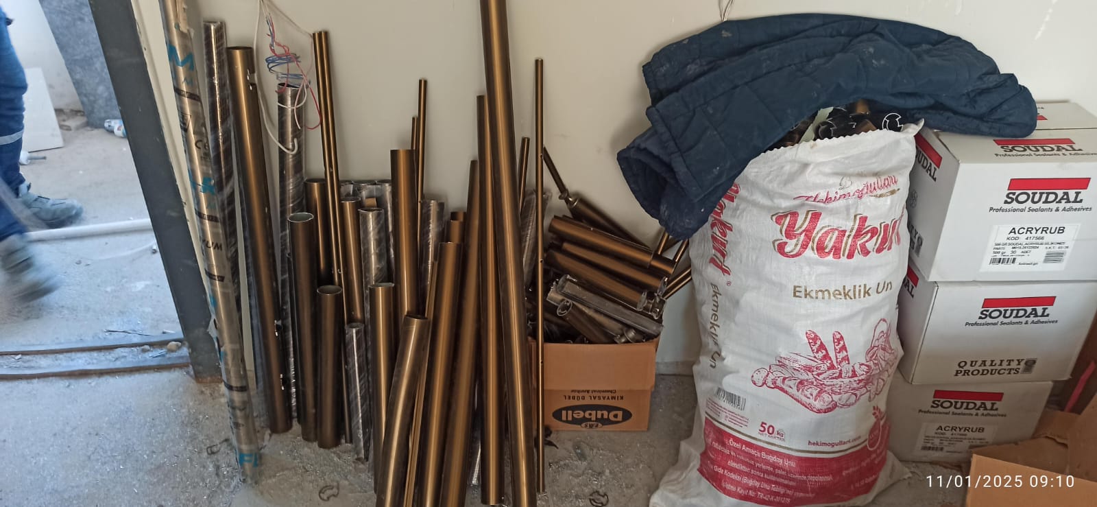 &Ccedil;ok Katlı Bina Balkon Korkuluk ve Silikon Cephe - G&ouml;rsel 6