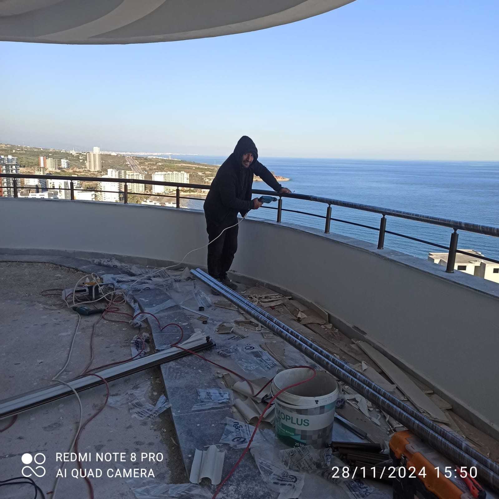 &Ccedil;ok Katlı Bina Balkon Korkuluk ve Silikon Cephe - G&ouml;rsel 8