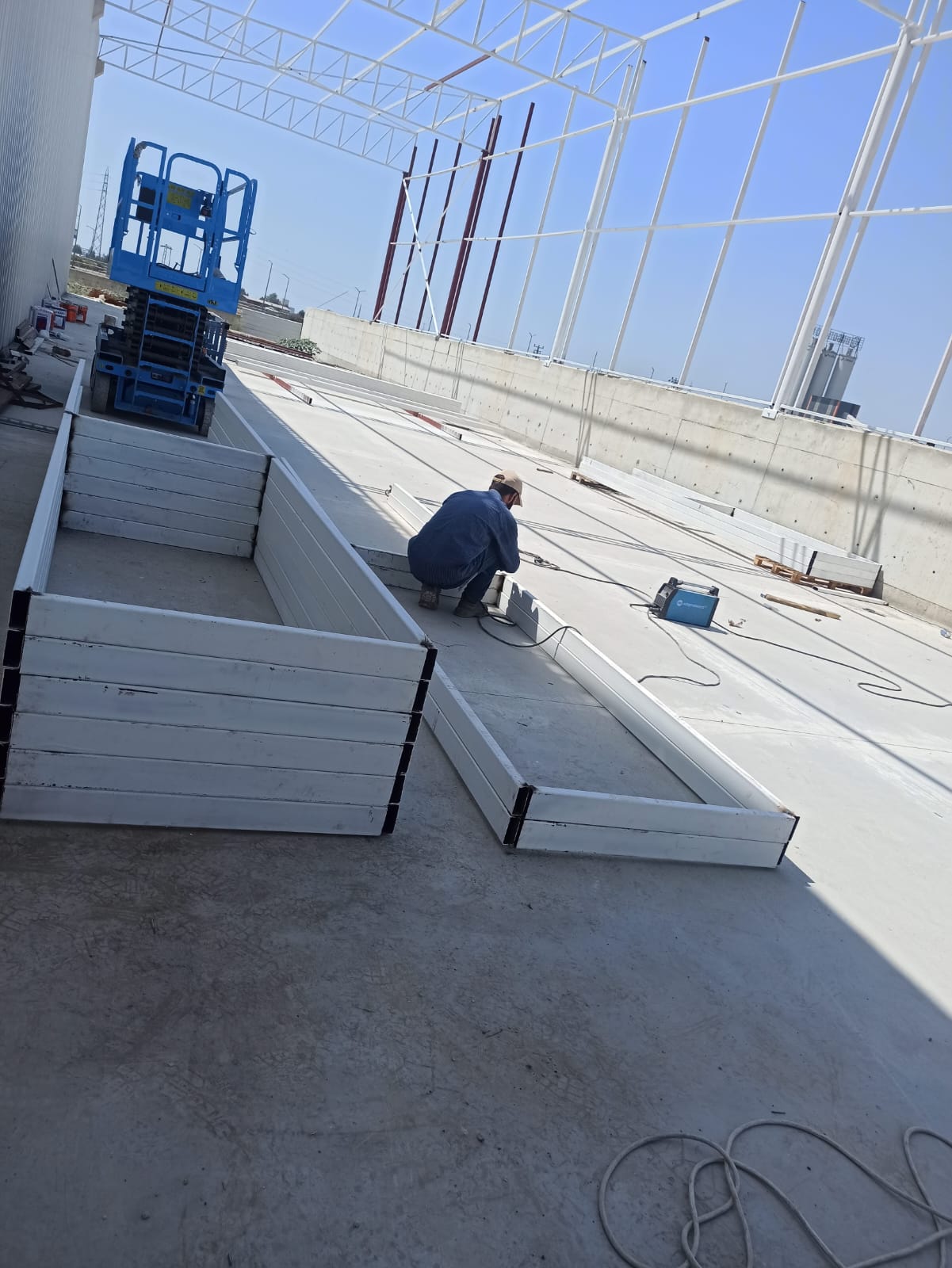 Lojistik Depo ve Hangar &Ccedil;elik &Ccedil;atı Projesi - G&ouml;rsel 1
